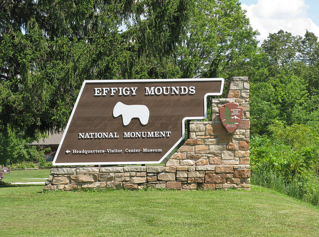 Effigy Mounds National Monument sign