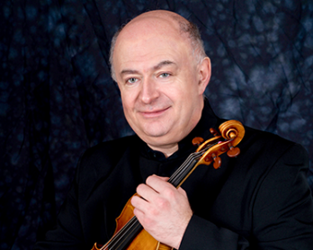 Photo of violinist Ilya Kaler