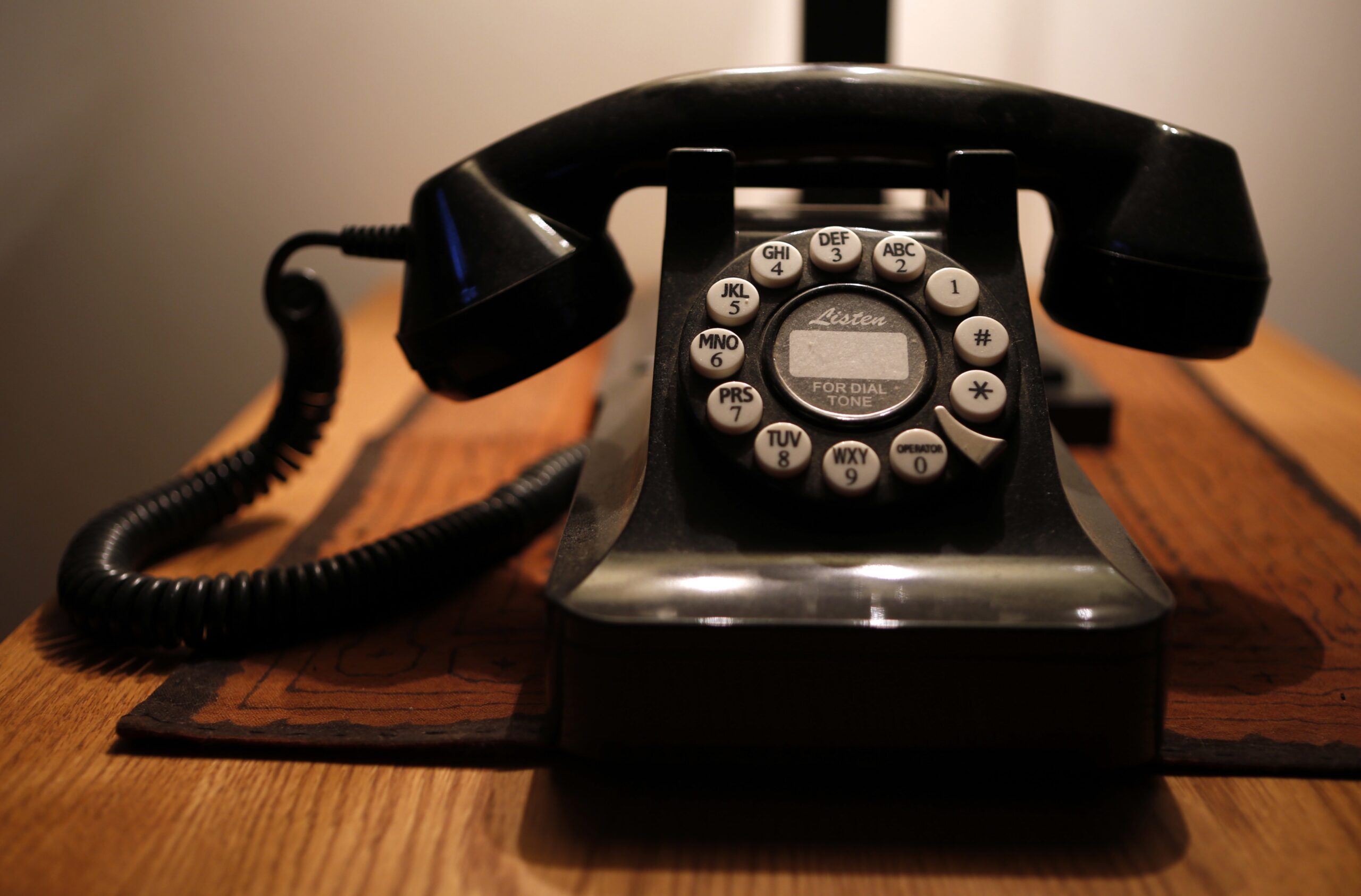 AT&T to discontinue traditional landline service in Wisconsin by the end of 2029