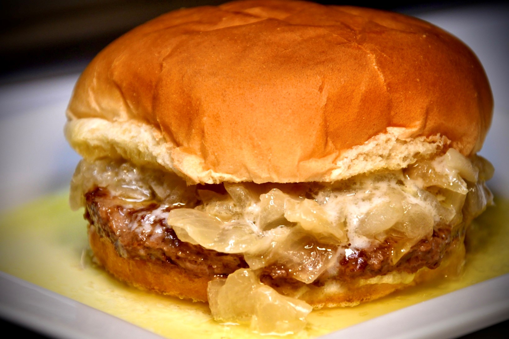 Solly's Grille butter burger
