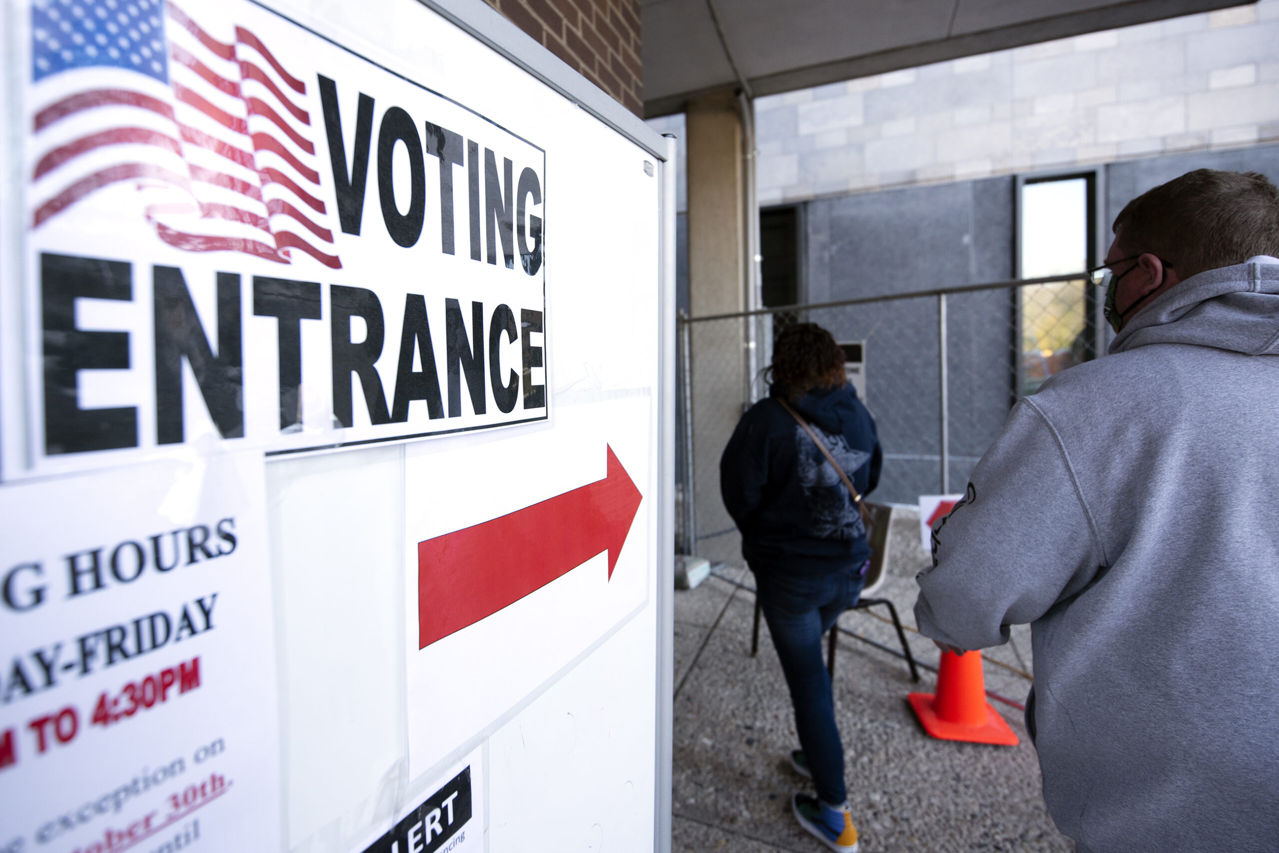 A sign that says "VOTING ENTRANCE"