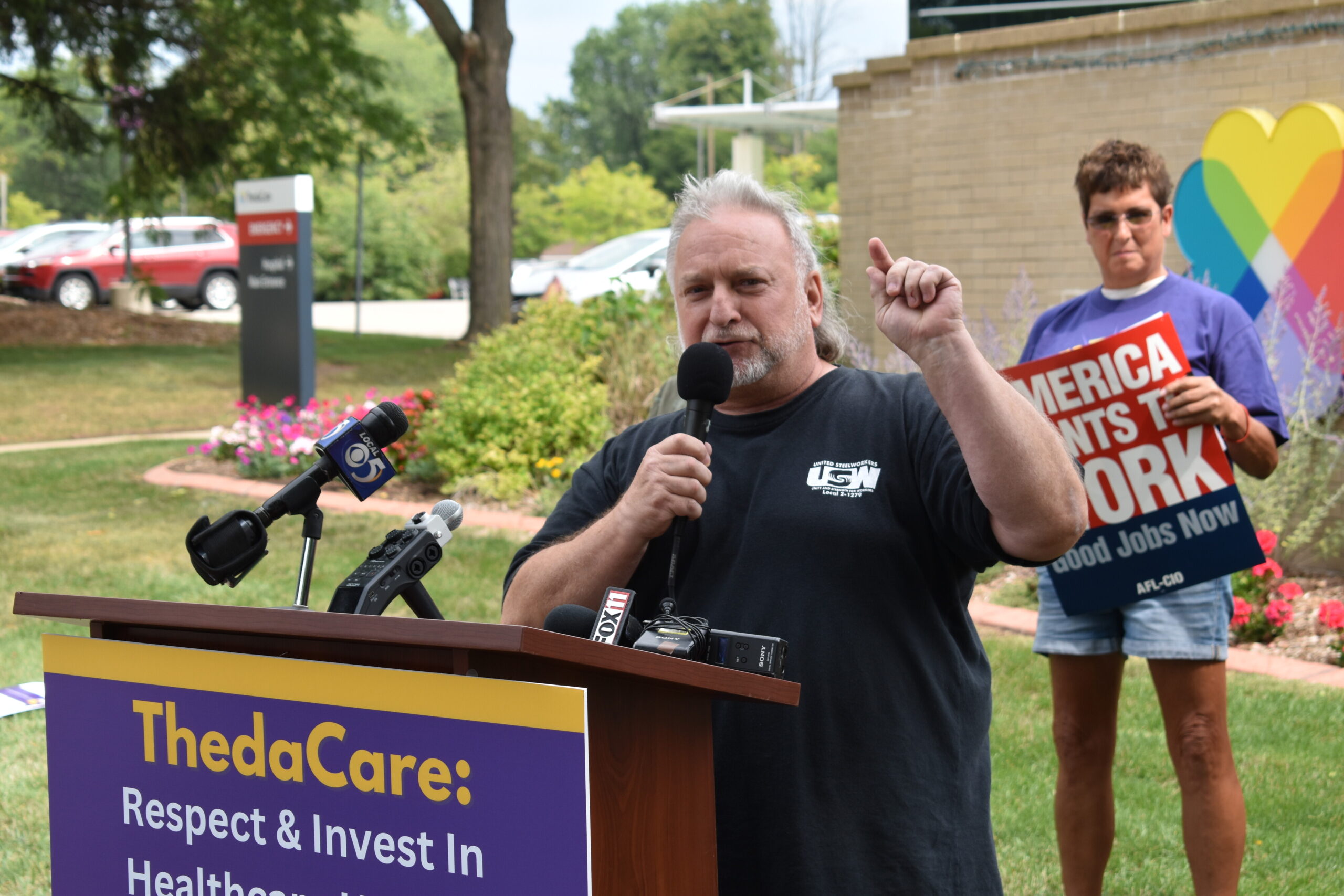 Fox Valley Labor Council President Mark Westphal speaks at a press conference outside ThedaCare