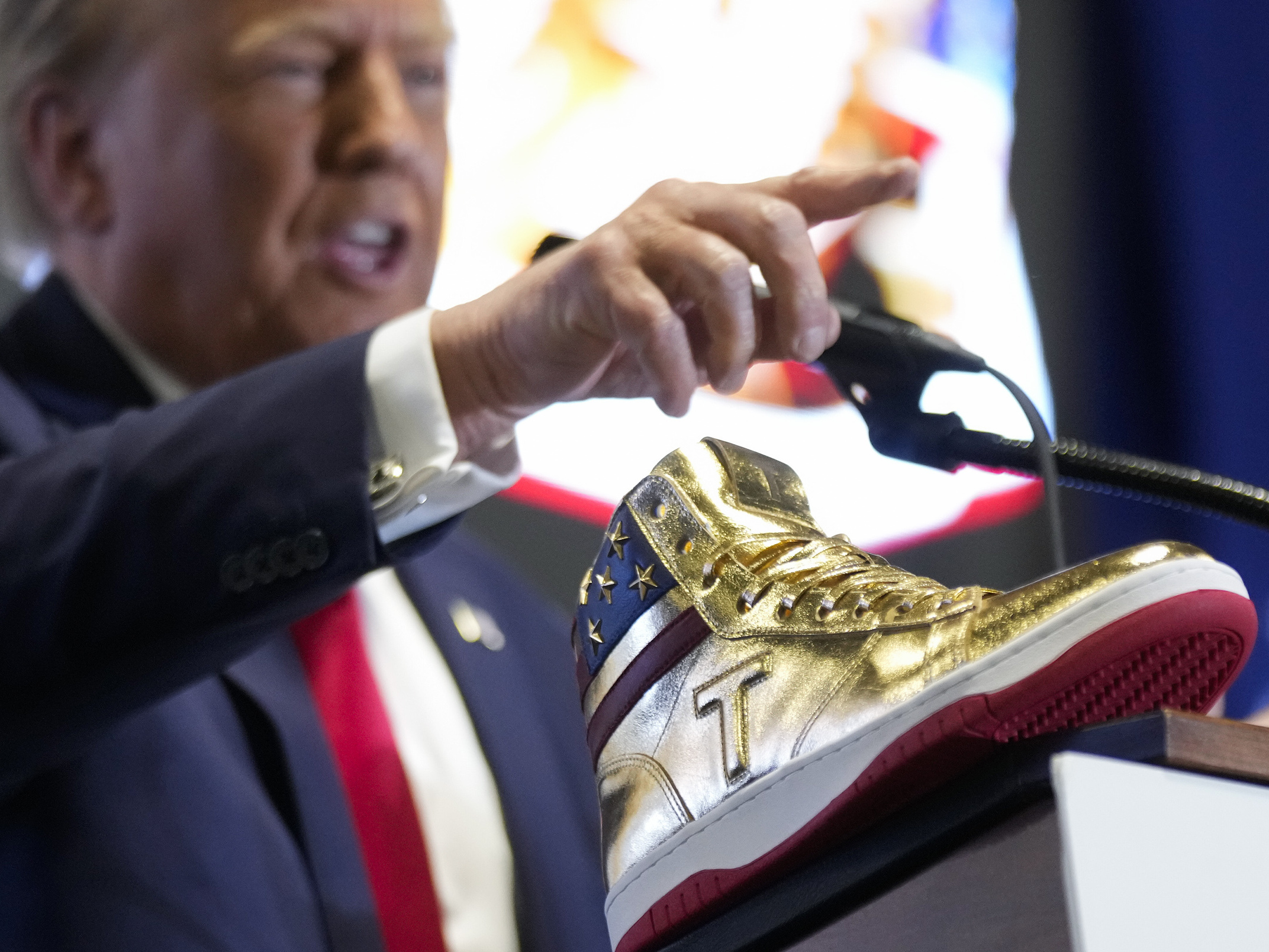 Donald trump store adidas shoes