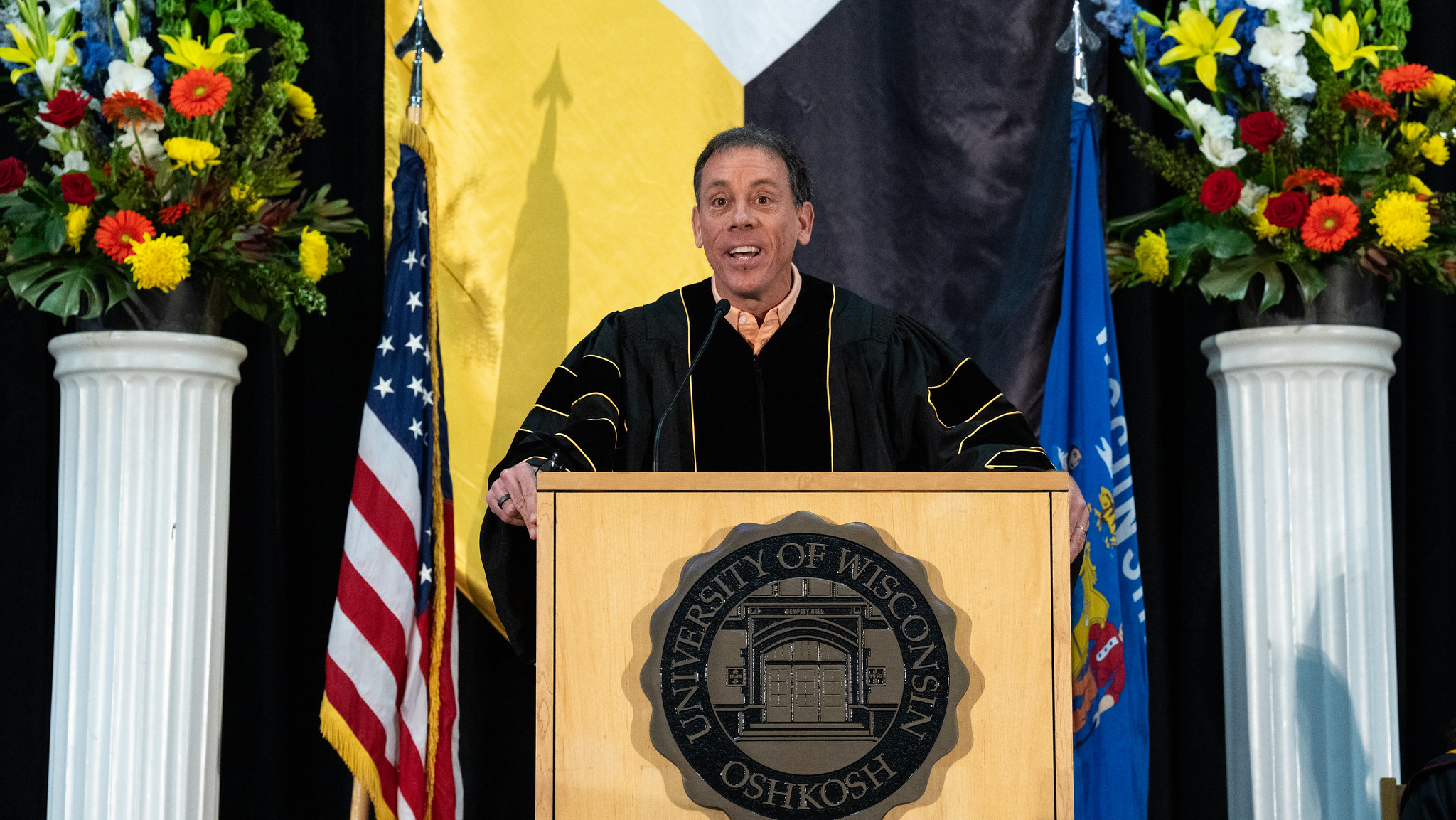 Axios co-founder shares life lessons following UW-Oshkosh commencement speech