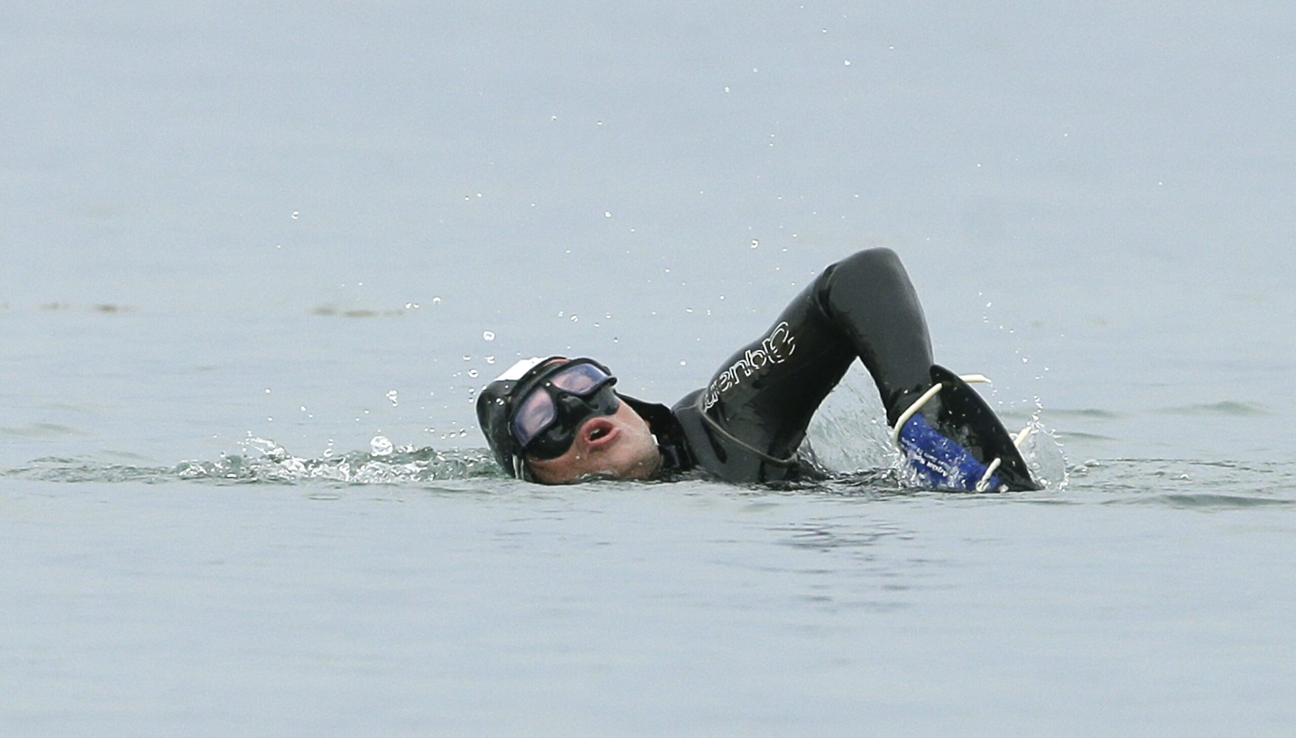 Decline in overdose deaths, Strategies for killing weeds, A swim across Lake Michigan