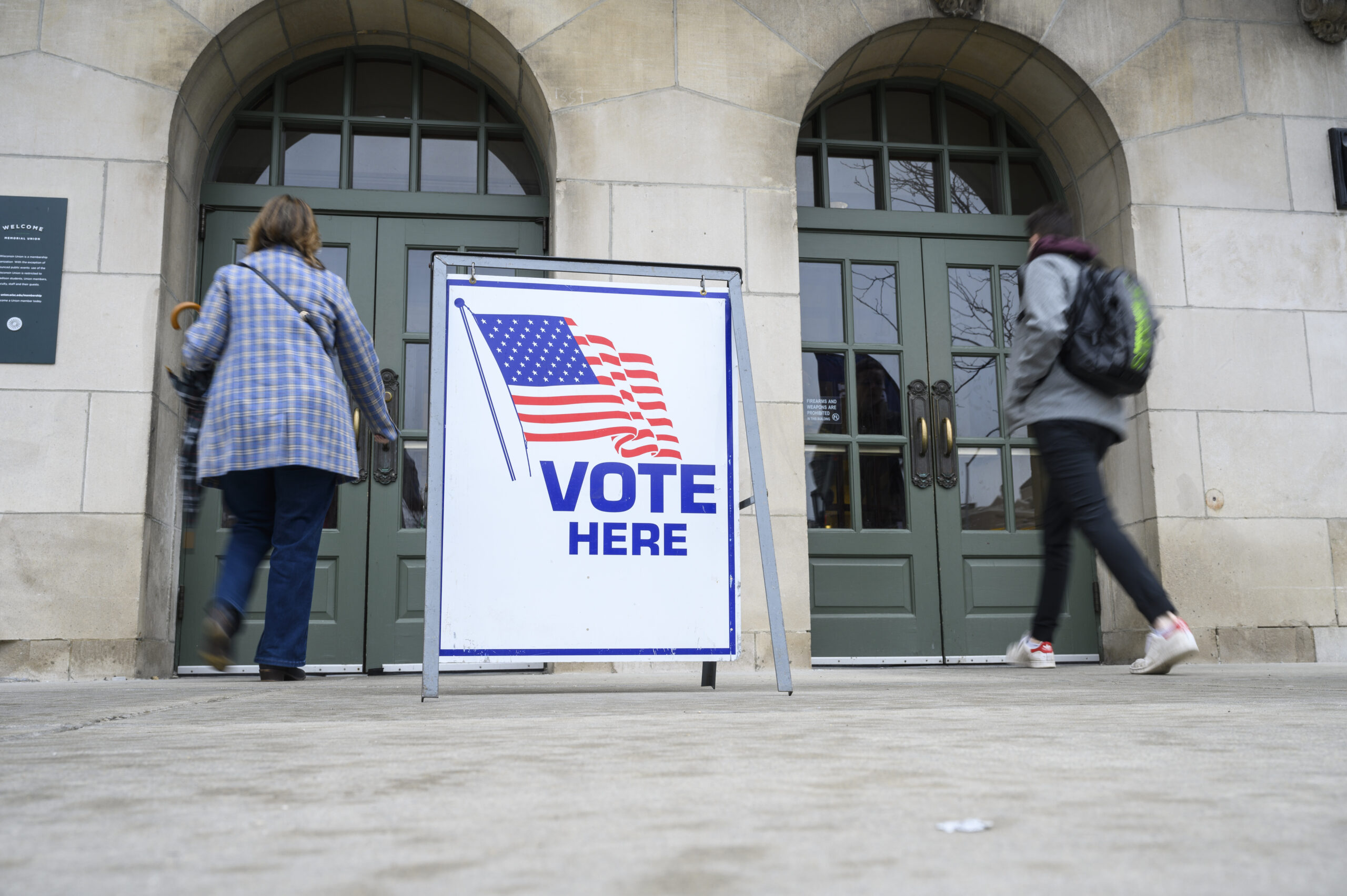 Milwaukee judge dismisses lawsuit challenging more than 140,000 voter registrations