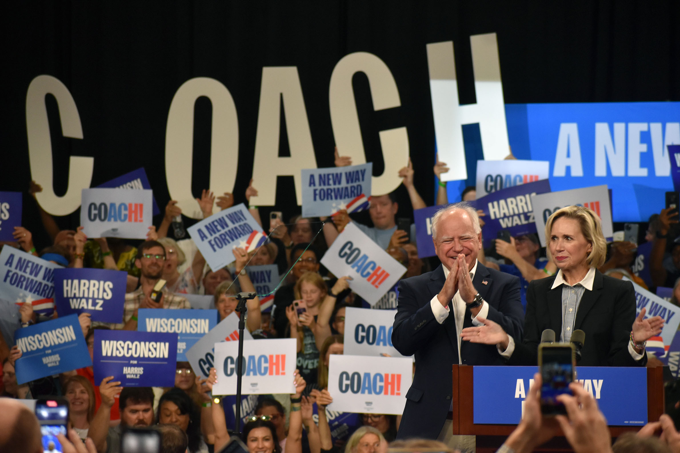 Democratic VP candidate Tim Walz stumps in Superior to mobilize voters