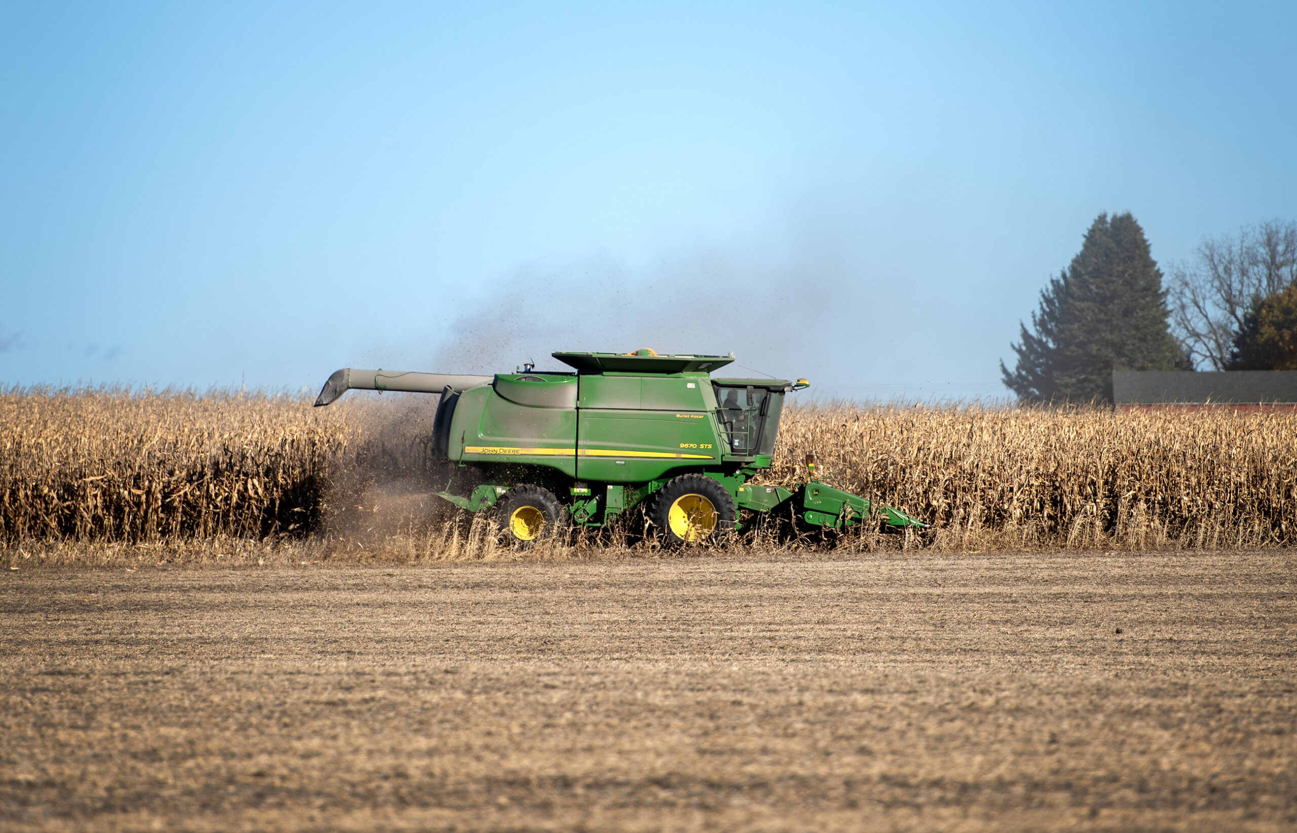 Wisconsin crop harvest is weeks ahead thanks to dry, warm weather