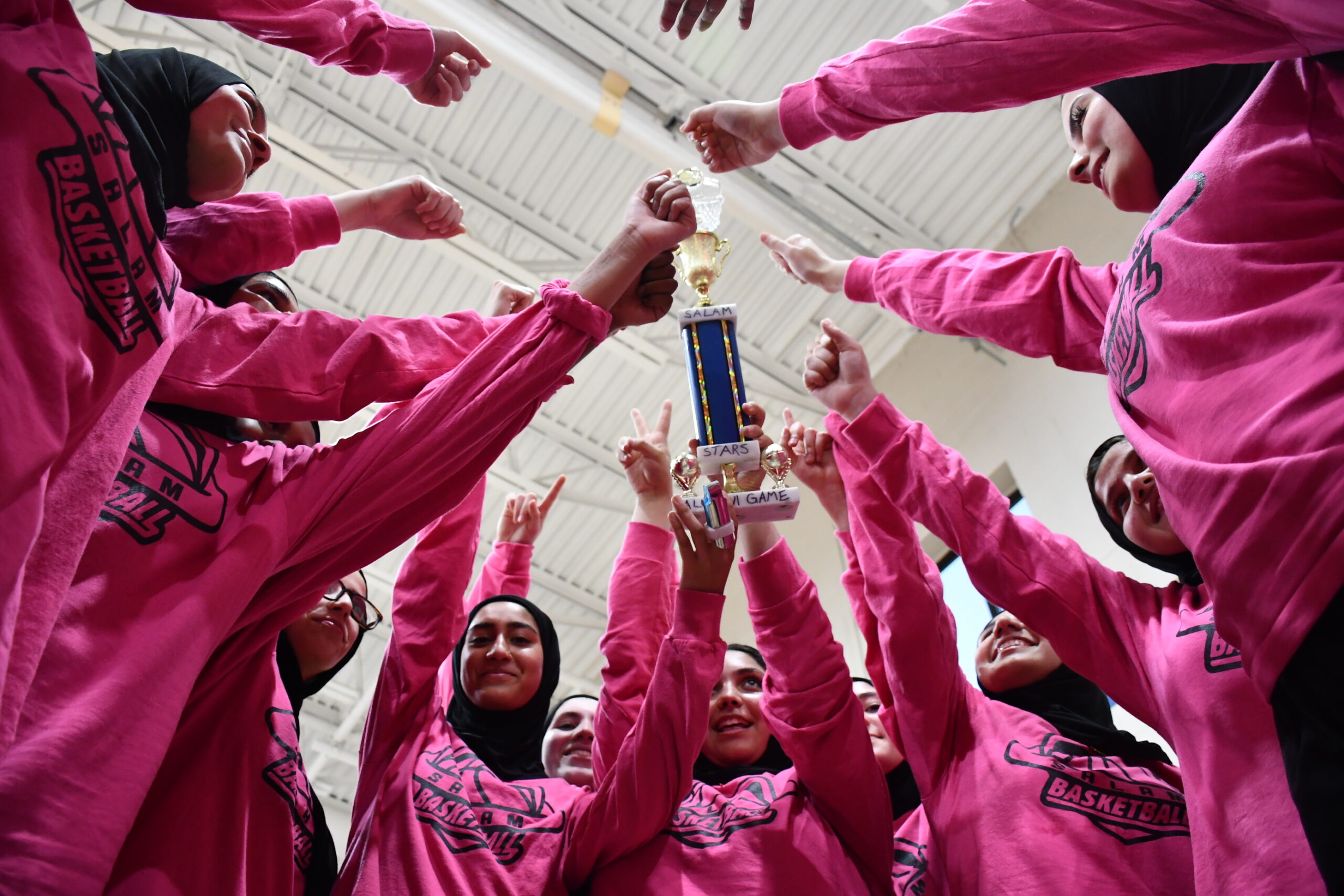 Slam dunk for Salam Stars: Milwaukee’s all-Muslim girls basketball team appears in novel