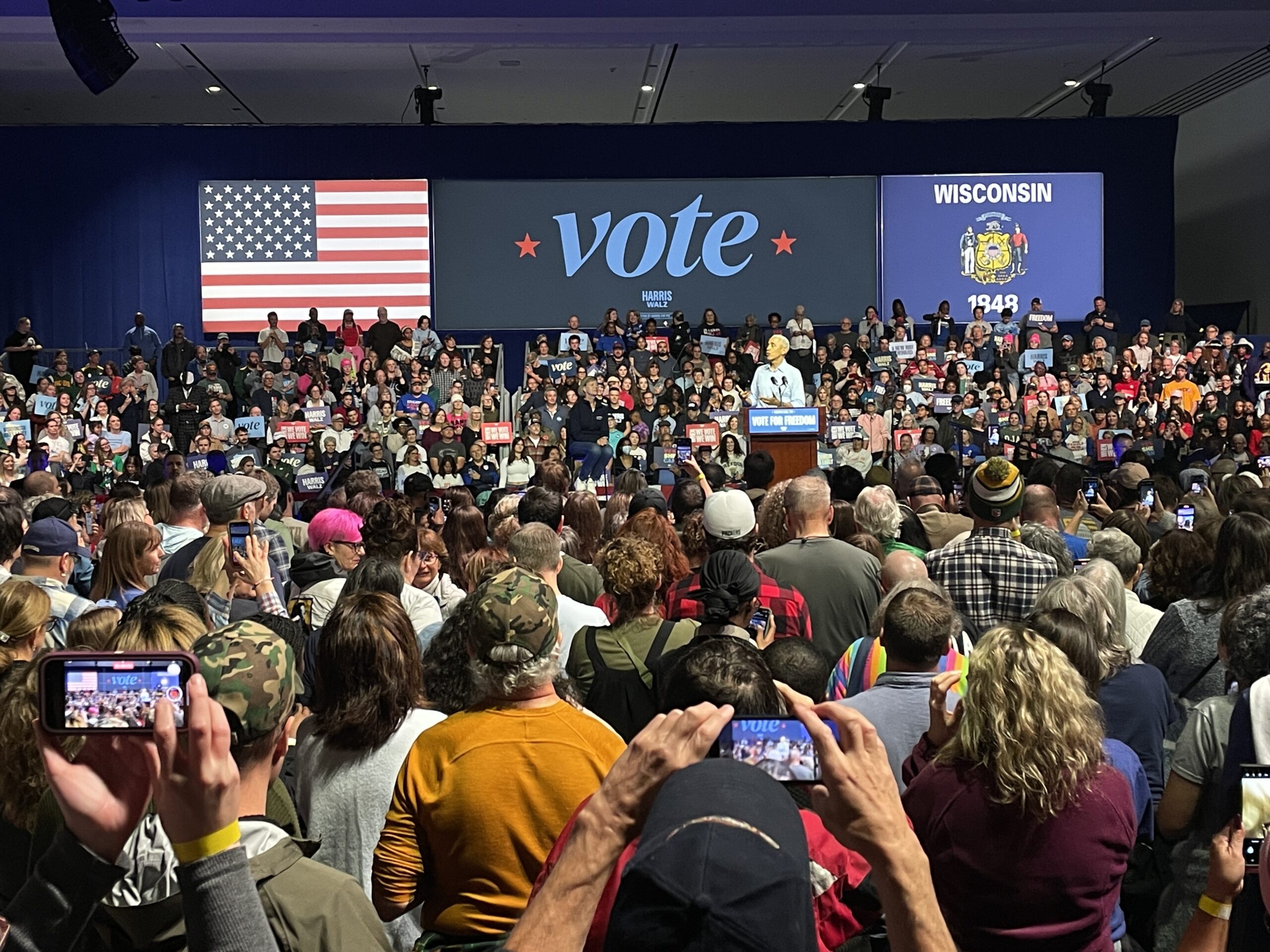 Obama tells Democrats at Milwaukee rally that 'values matter,' urges ...