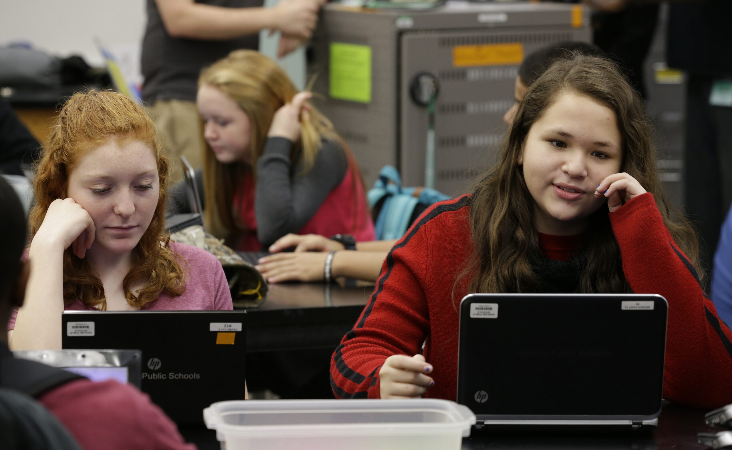 How Wisconsin schools are approaching the ‘Wild West’ of AI in the classroom