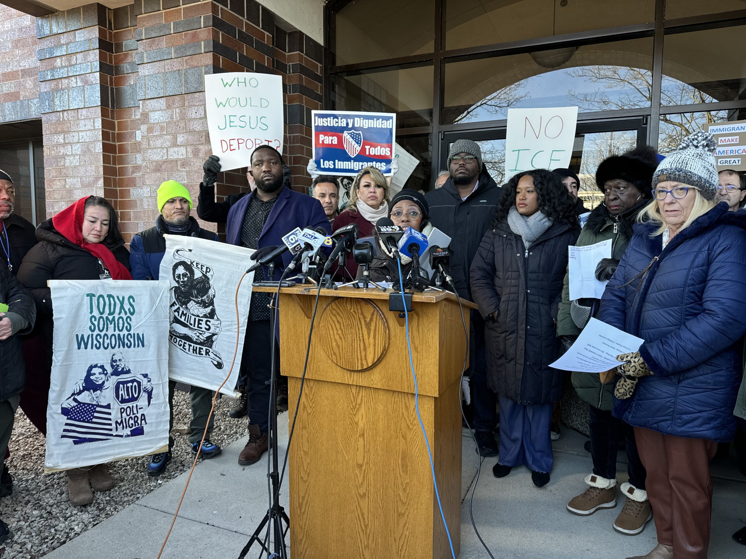 Plans to move ICE facility in Milwaukee have angered some activists, officials