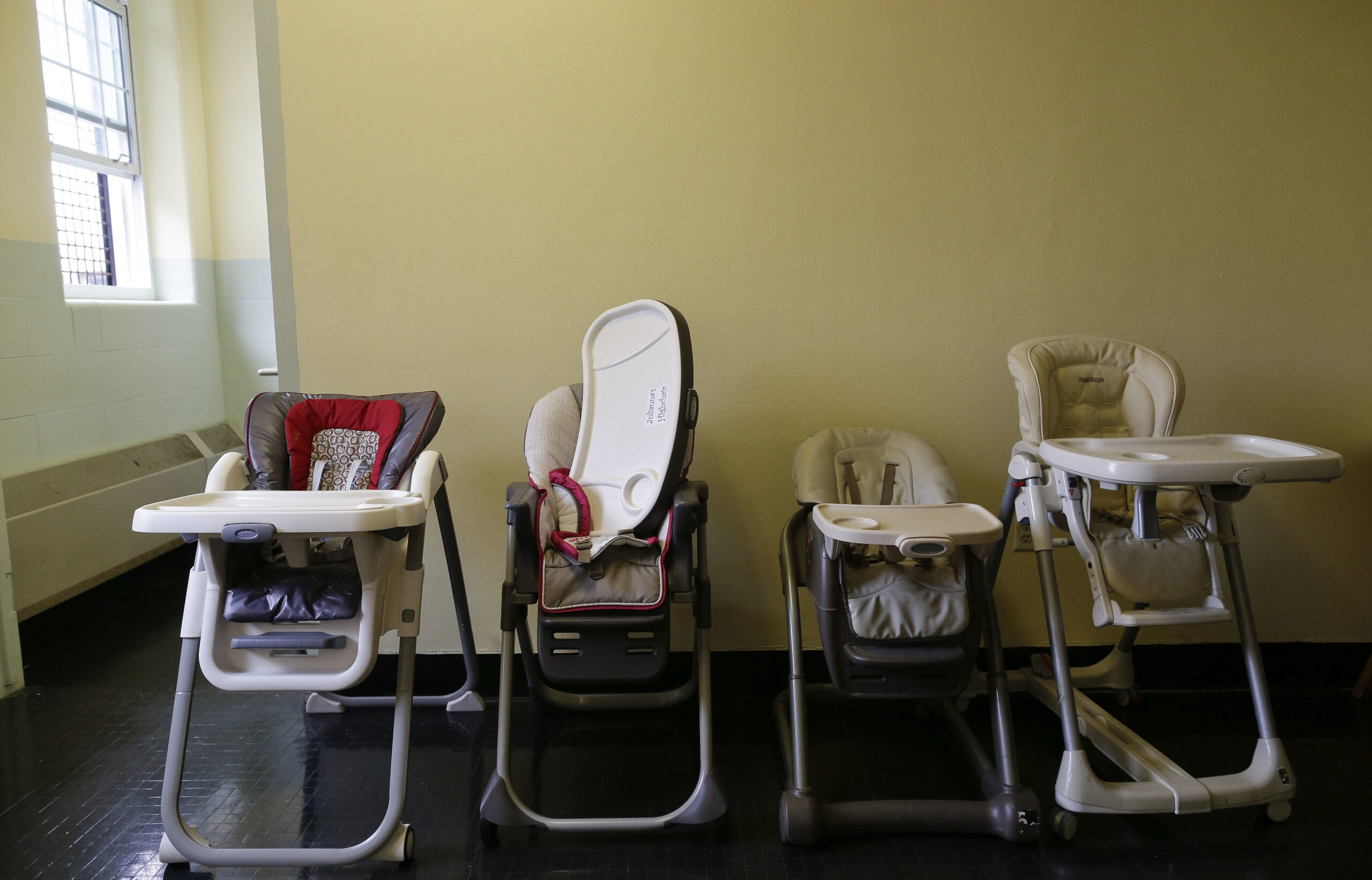 Judge orders Wisconsin prison system to implement program for incarcerated moms and their babies